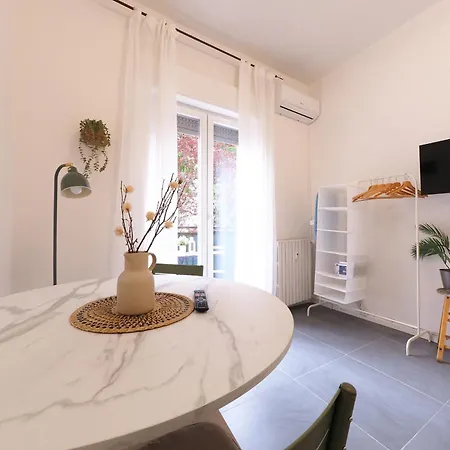 Primopiano - Dagrate Apartamento Milão